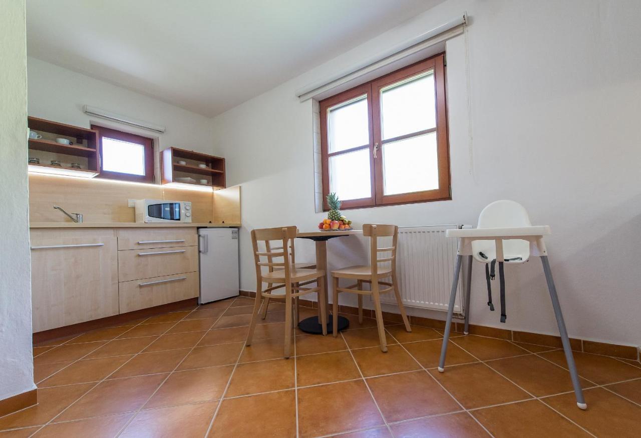 Penzion Leknín Třeboň Exterior foto